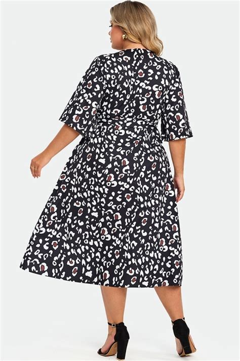 Clothing - Meet.Curve UK
