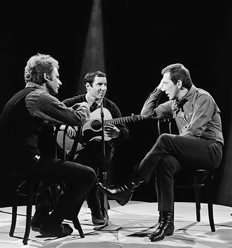 Simon Garfunkel S Art Garfunkel Paul Simon Host Andy Williams