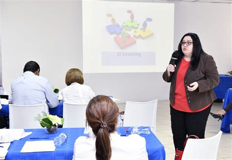 Interior y Policía imparte taller sobre Coaching y Liderazgo