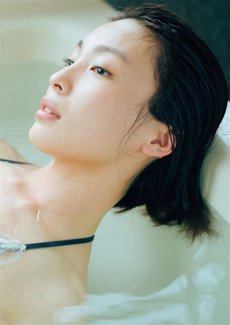 Haruka Imou 芋生悠 Weekly Playboy 2022 No 48 週刊プレイボーイ 2022年48号 EVERIA