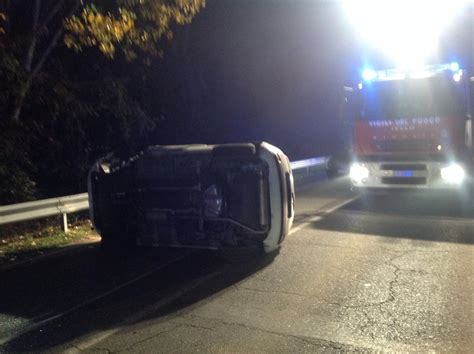 Spaventosa Carambola Tra Cinque Auto A Borgonovo Tre Feriti Libert