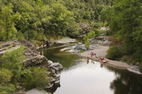 Camping Les Gorges de lHérault Site officiel Camping avec piscine