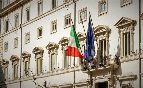 Decreto semplificazioni fiscali le principali novità QdS