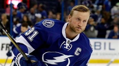 Steven Stamkos suffers lower-body injury - TSN.ca