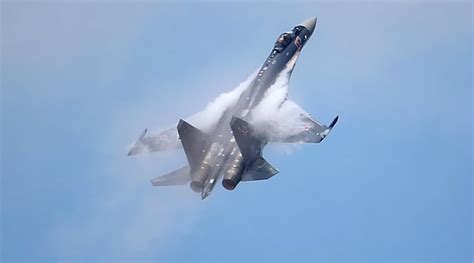 This Evil SUKHOI SU 35 Is A Real Super Maneuverable Fighter. Watch ...