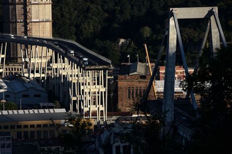 Morti Per Il Crollo Del Ponte Morandi Il Post