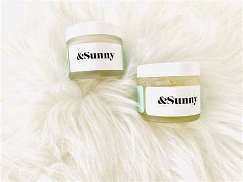 {:en}&Sunny beauty products with all-natural ingredients.{:}{:it}&Sunny ...