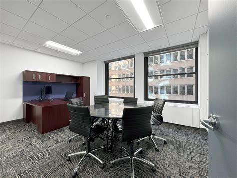 200 madison ave new york signs a massive new tenant 11