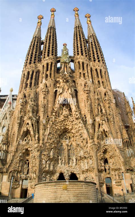 Barcelona Cathedral Sagrada La Familia Stock Photo Alamy