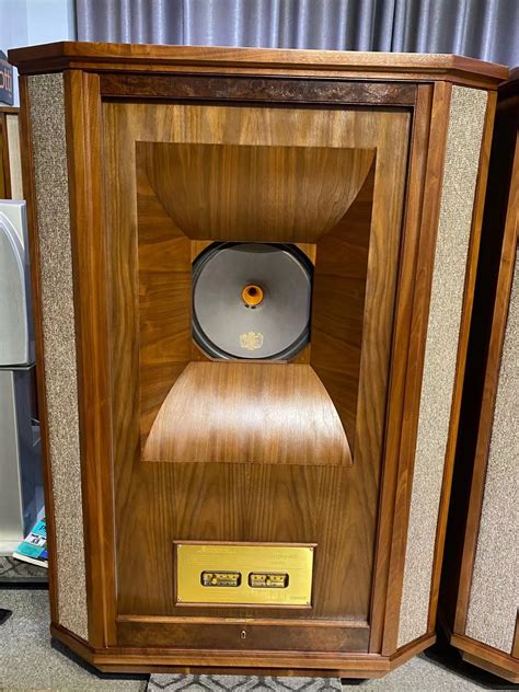 英国天朗 Tannoy Westminster Royal 皇家西敏寺已出