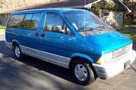 $250 1996 Ford Aerostar XLT, extended van for sale in Cumberland ...