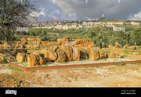 Ruine Eines Atlas Gigantenfigur Tempel Des Olympischen Zeus