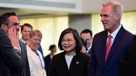 U S Lawmakers Arrive In Taiwan As China Blasts Mccarthys Meeting With