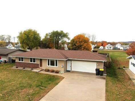 Prairie Du Chien Real Estate | Find Houses & Homes for Sale in Prairie
