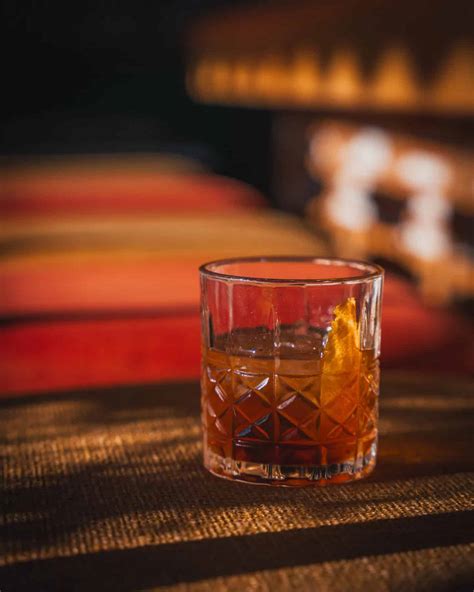 Consignment Lounge in Logan Square Chicago Happy Hour - HHRevolution