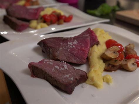 Bistecca Alla Fiorentina Mit Kartoffelp Ree Tomatengem Se Und