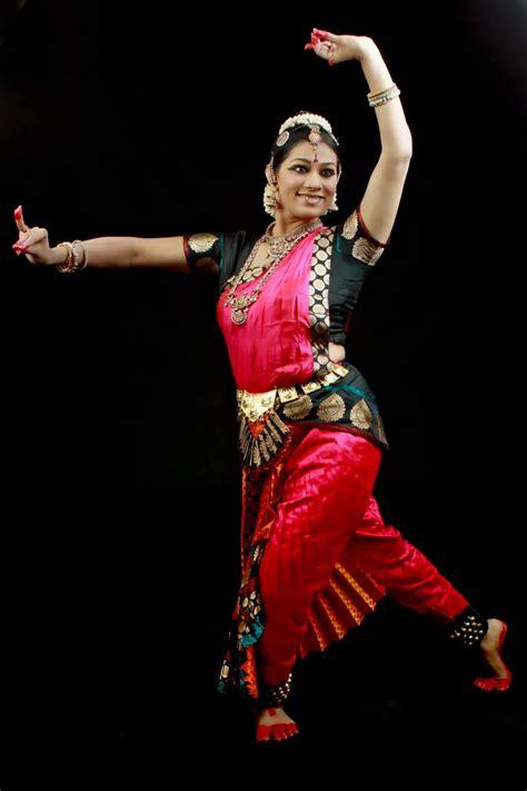 Vaijayanthi Venkatesah – Bharatanatyam