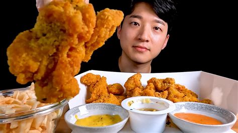 mukbang ASMR eatingshow 순살 치킨이 주는 바삭한 소리 60계 크크크 치킨 후라이드치킨 먹방 Fried