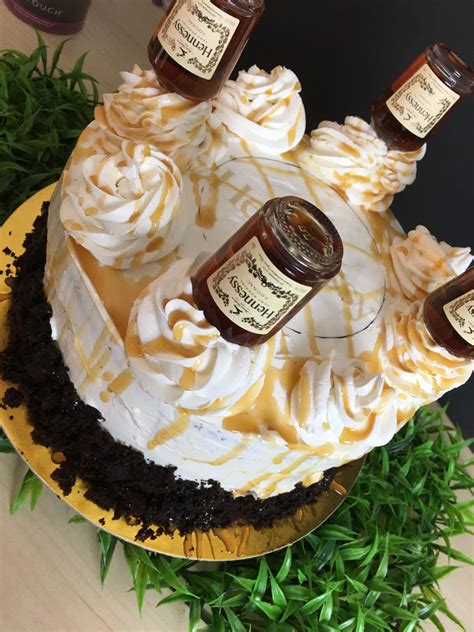 Hennessy Loaded Liquor Cakes Liquor Cake Cake Yummy