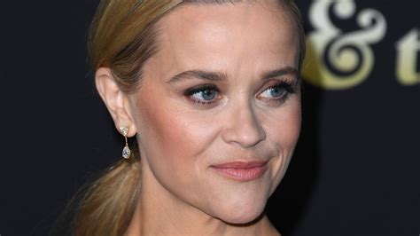 Reese Witherspoon Vulnerably Shares That She Fell Apart and “Broke” a Year Ago: “I Cried and ...