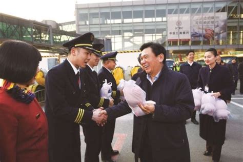 中国民航局局长冯正霖春节慰问民航一线员工航空要闻资讯航空圈