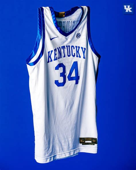 Kentucky Wildcats Unveil New Basketball Uniforms SportsLogos Net News