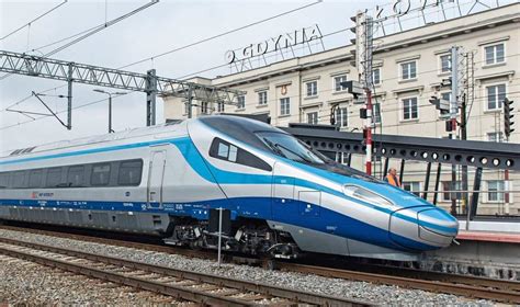 Solve Pendolino Ed Pkp Intercity Gdynia Poland Jigsaw Puzzle