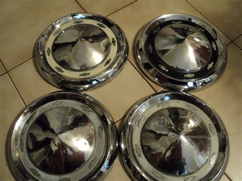 Chevrolet Truck Hubcap Identification