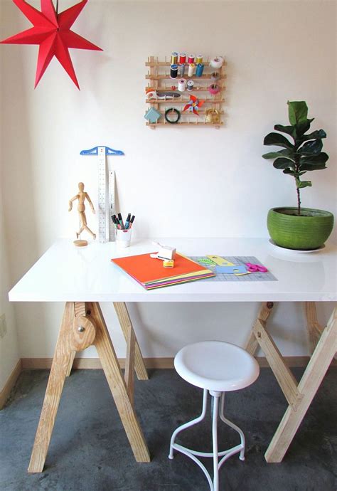 20 DIY Craft Tables and Desks | Decoist