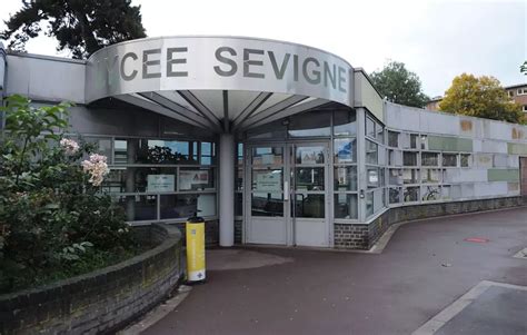 Enseignante giflée à Tourcoing Enquête ouverte après des noms de