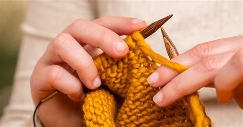 Knitting Tutorial Basic Circular Needle Technique For Beginners Domestika