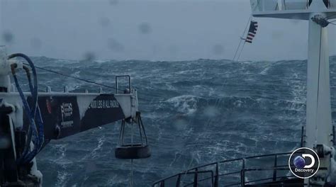 Deadliest Catch Exclusive Summer Bay Hit By Giant Waves After Losing