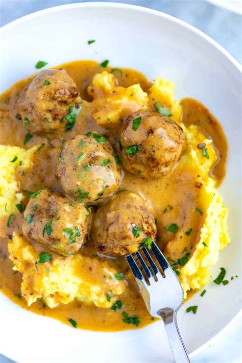 Easy Swedish Meatballs Recipe