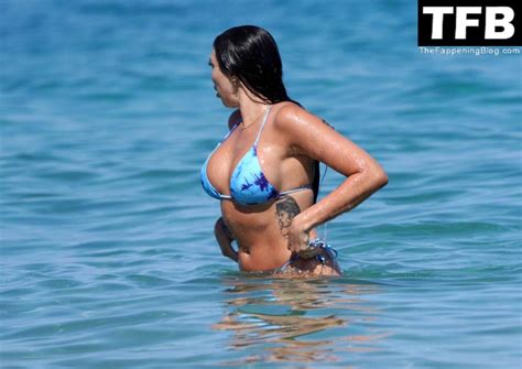 Tamara Joy Shows Off Her Sexy Bikini Body While Enjoying A Swim In Ibiza 10 Photos