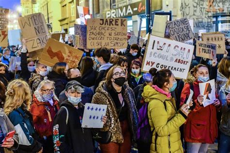 T Umy Na Strajku Kobiet Zablokowa Y Bydgoszcz Zobacz Kolejne Zdj Cia Z