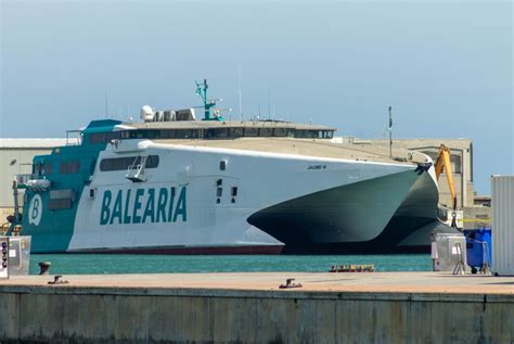 El Jaume III de Baleària no operará finalmente en Formentera