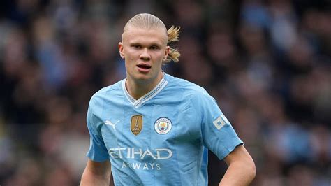 Roy Keane Claimed Erling Haaland S Overall Play Is League Two Standard