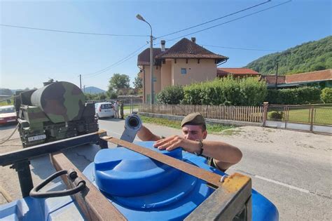 PATNJI JE KRAJ STIGLA VOJSKA NA SUVU PLANINU Žedna stoka dočekala