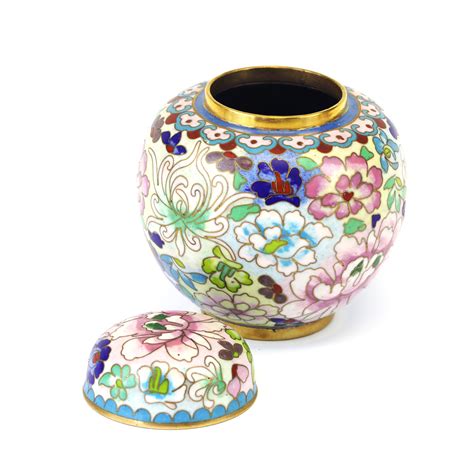 Images For 2426593 CHINESE CLOISONNE GINGER JAR AND LID Auctionet