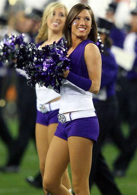 Tcu Cheerleaders Tcu Cheerleaders Hottest Nfl Cheerleaders Cheerleading