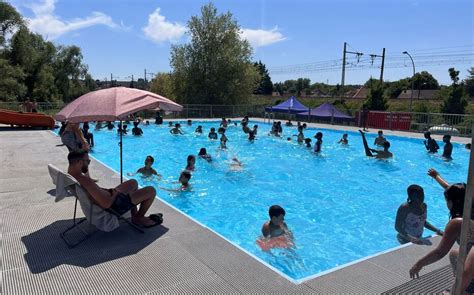 Ouverture de la plage urbaine un air de vacances souffle à Corbeil