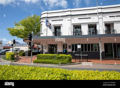 Orange regional centre in NSW, Orange hotel pub sells beer and drinks ...