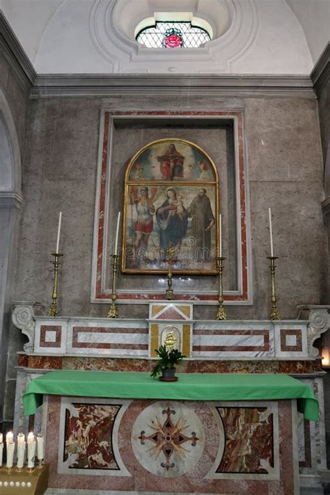 Capri Prima Cappella Sinistra Nella Chiesa Di Santo Stefano Editorial