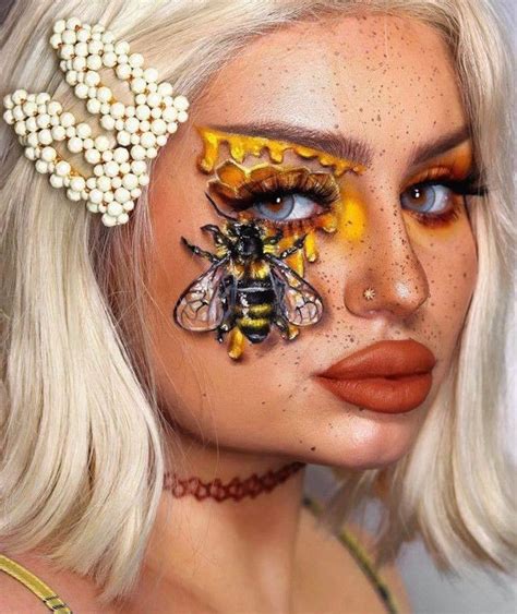 Ingenious Halloween Makeup Looks To Try This Spooky Season Fashionisers© Bee Makeup Crazy