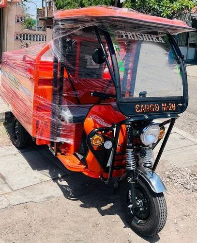 Trishika Cargo M Orange E Rickshaw Loader At Rs E Rickshaw