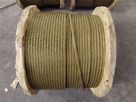 China Ungalvanized Steel Wire Rope 6x37 Iwrc Strand Greased Yellow Greased Manufacturers