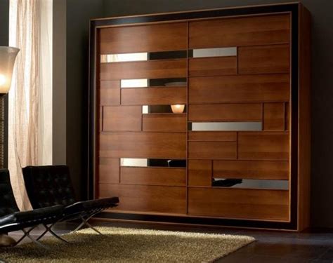 Sliding Closet Doors to Hide Storage Spaces and Create Clear, Modern Interior Design