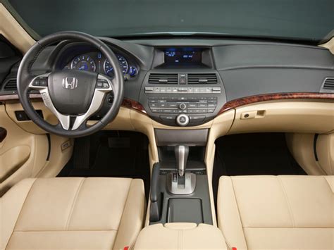 2010 Honda Accord Crosstour Specs Prices Mpg Reviews And Photos