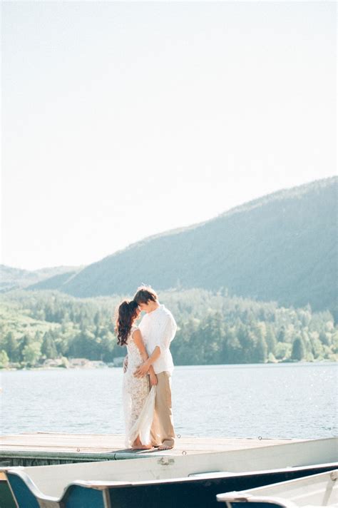 Rowboat Lake Samish Engagement Row Boat Lake Washington Weddings