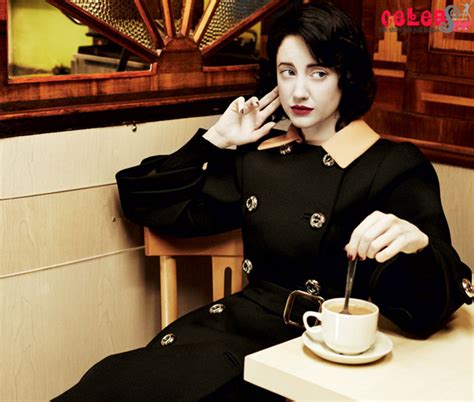 English Hot Actress Andrea Riseborough Top Wallpapers